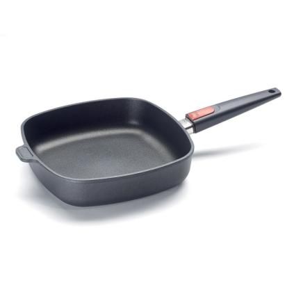 Pánev TITANIUM NOWO 26 x 26 cm, s odnímatelnou rukojetí, titan, WOLL