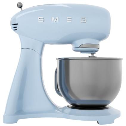 SMEG KUCHYNSKY ROBOT MODRA PASTELOVA STUDIO 02