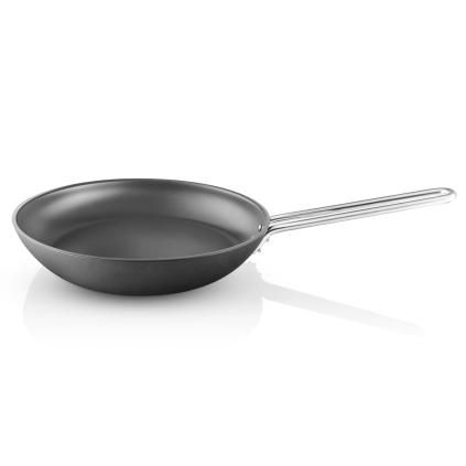 Pánev PROFESSIONAL 28 cm, titan, Eva Trio