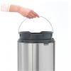 dotykovy odpadkovy kos touch bin new brabantia mandlovy 30 l 11