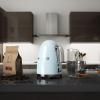 SMEG KONVICE PASTELOVA MODRA SCENA 01