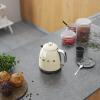 SMEG KONVICE MINI KREMOVA SCENA 03